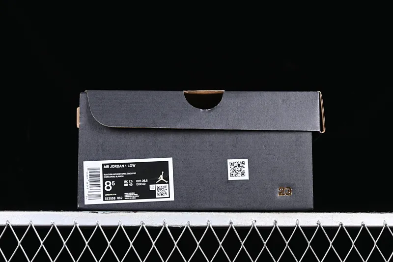 All categories Air Jordan Jordan series basketball shoes Air Jordan 1 Low Z version Air Jordan 1 Low AJ1 Joe 1 strap deconstruction low-top basketball shoes 553558-062